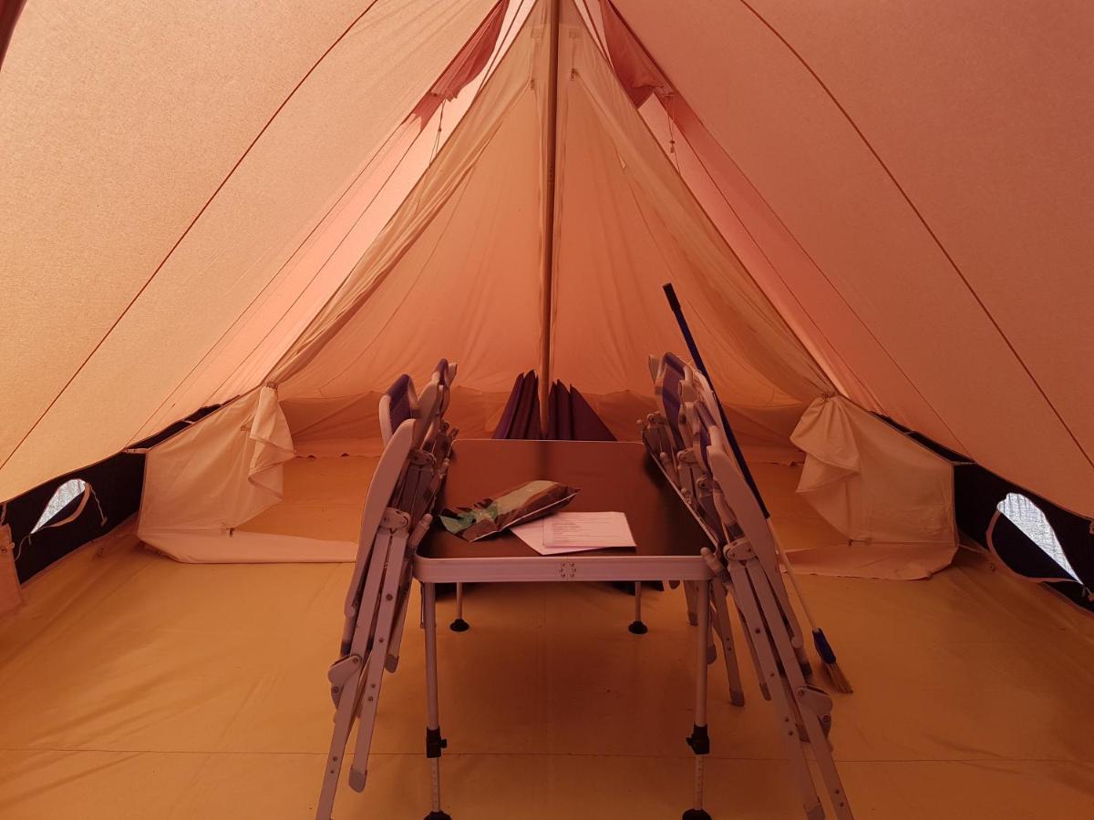 Ameland Tentenverhuur Nes  Bagian luar foto